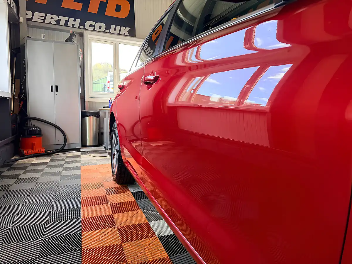 Used 2018 Hyundai I30 Se Nav Fiery Red - Interior and Exterior details 6