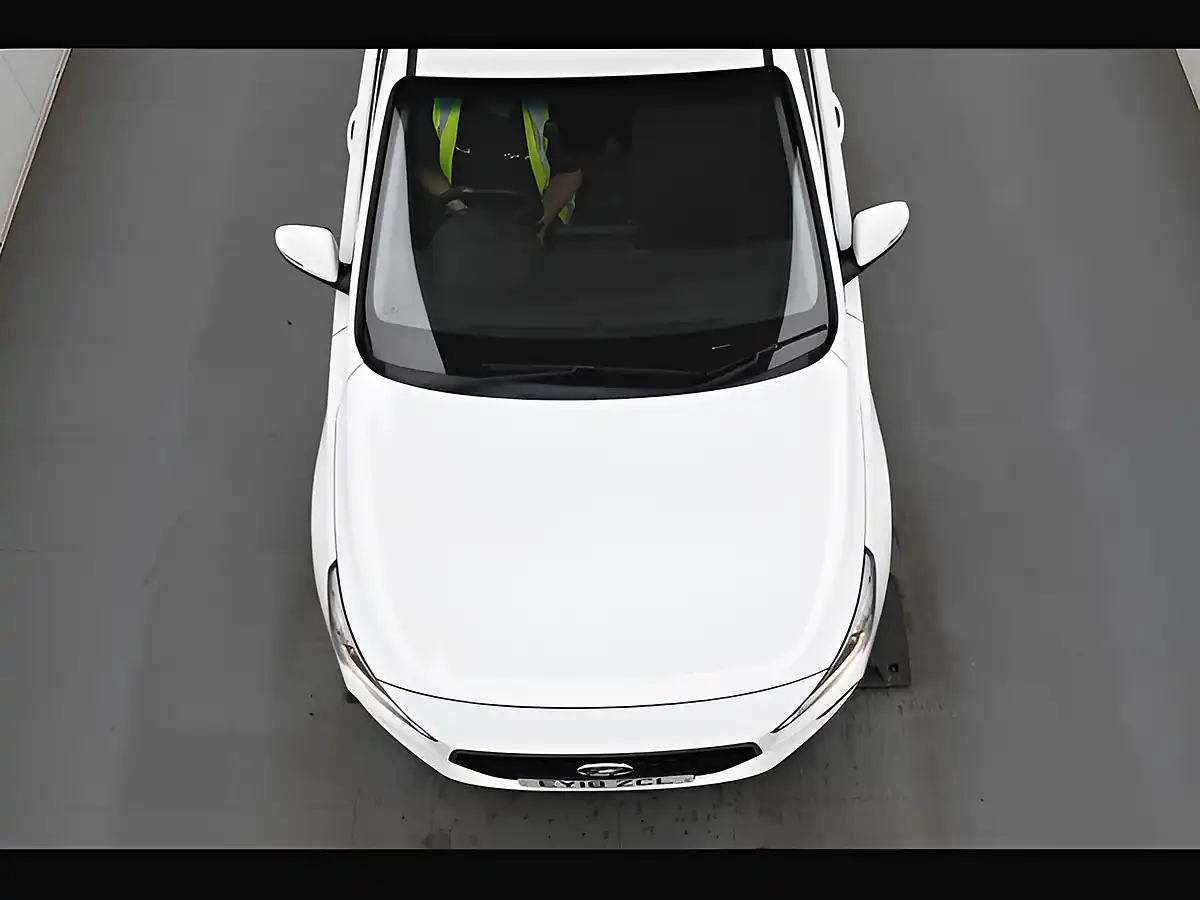 Used 2018 Hyundai i30 Se Nav Polar White - Interior and Exterior details 3