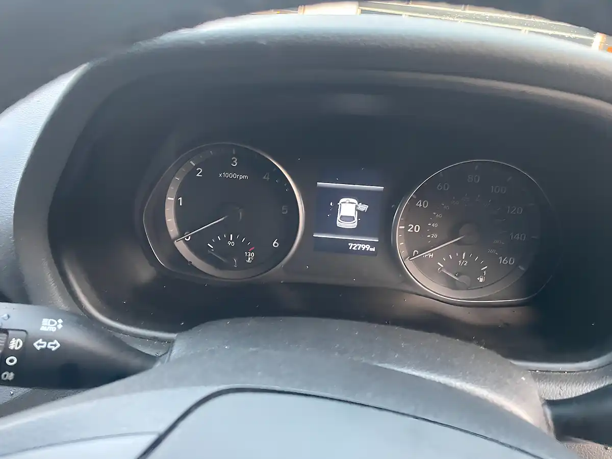 Used 2018 Hyundai i30 Se Nav Silver - Interior and Exterior details 11