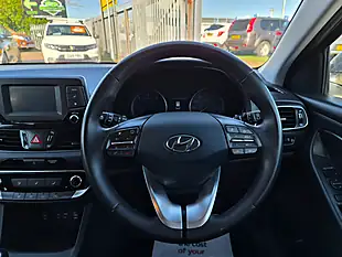 Used 2018 Hyundai i30 Se Tourer Blue - Interior and Exterior details 10