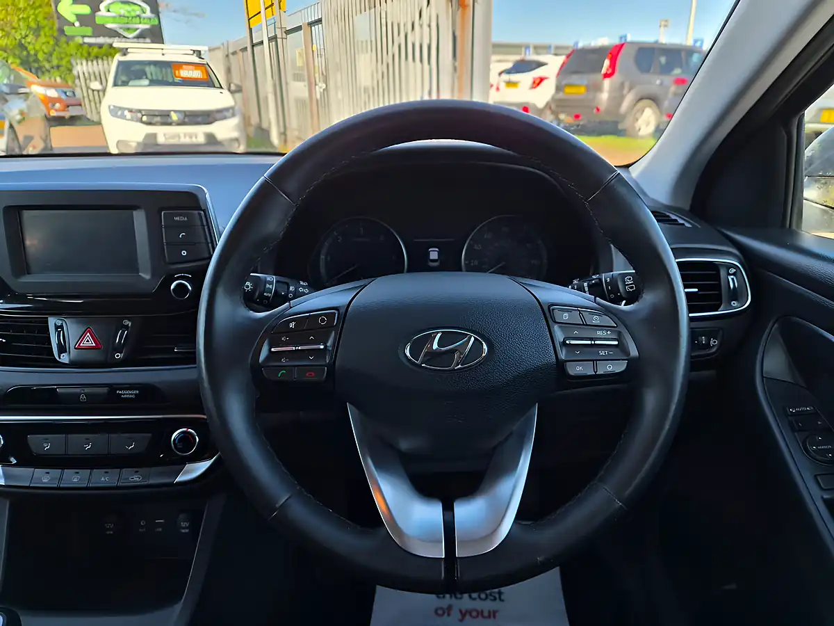 Used 2018 Hyundai i30 Se Tourer Blue - Interior and Exterior details 10
