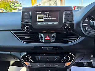 Used 2018 Hyundai i30 Se Tourer Blue - Interior and Exterior details 13