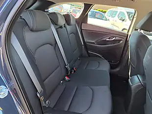 Used 2018 Hyundai i30 Se Tourer Blue - Interior and Exterior details 14