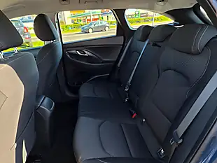 Used 2018 Hyundai i30 Se Tourer Blue - Interior and Exterior details 16
