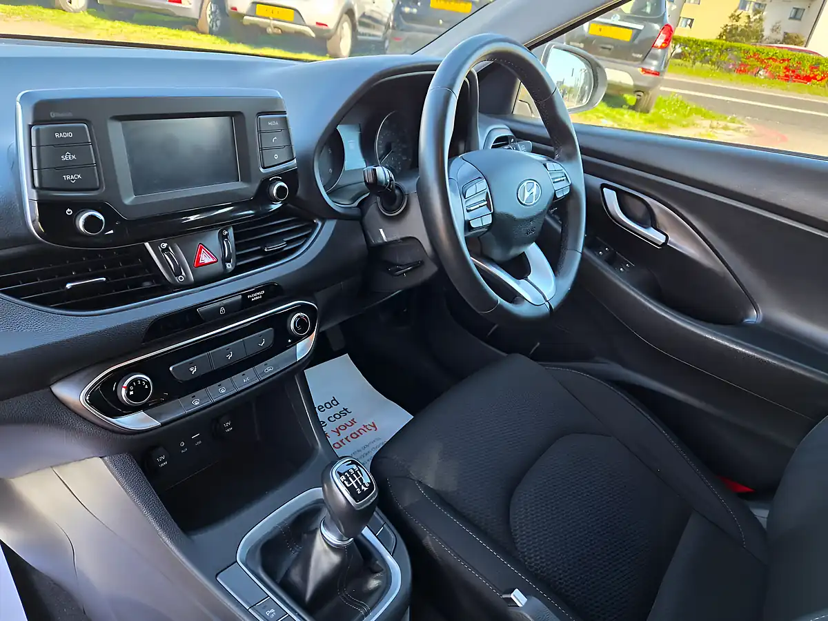 Used 2018 Hyundai i30 Se Tourer Blue - Interior and Exterior details 18
