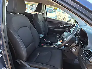 Used 2018 Hyundai i30 Se Tourer Blue - Interior and Exterior details 7