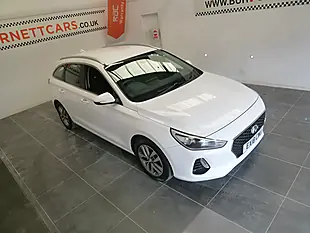 Used 2018 Hyundai i30 Se White - Interior and Exterior details 18