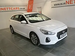 Used 2018 Hyundai i30 Se White - Interior and Exterior details 3