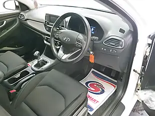 Used 2018 Hyundai i30 Se White - Interior and Exterior details 13