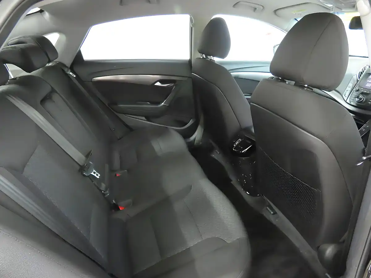 Used 2018 Hyundai I40 Se Nav Black - Interior and Exterior details 11