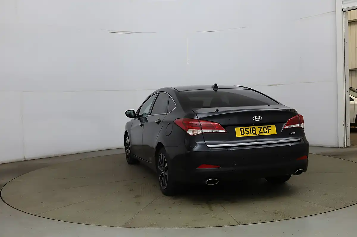 Used 2018 Hyundai I40 Se Nav Black - Interior and Exterior details 5