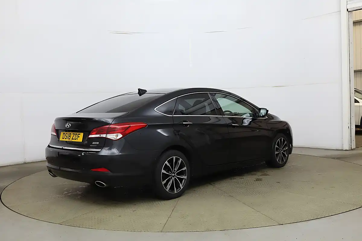 Used 2018 Hyundai I40 Se Nav Black - Interior and Exterior details 6