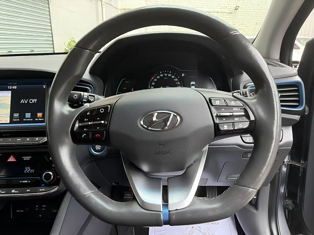 Used 2018 Hyundai Ioniq HEV Prem Grey - Interior and Exterior details 17