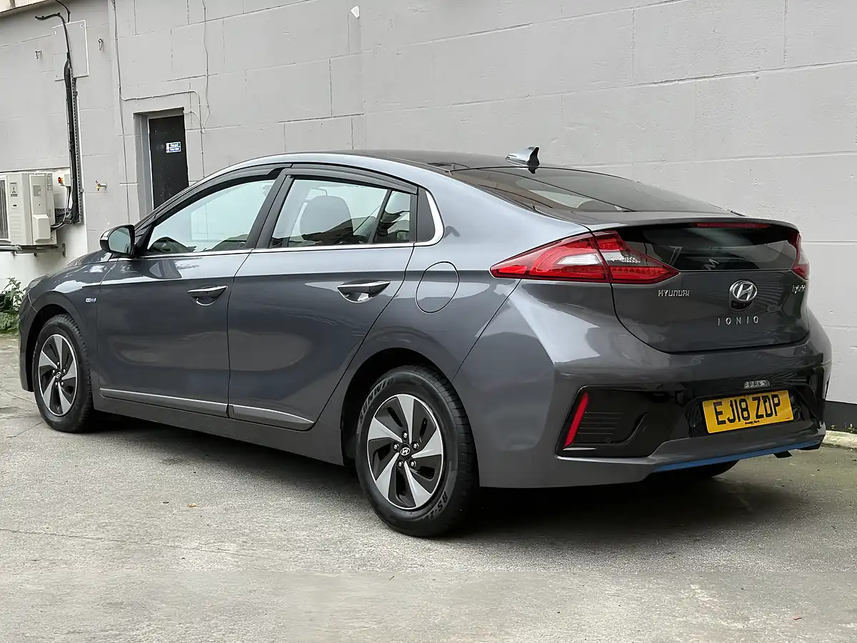 Used 2018 Hyundai Ioniq HEV Prem Grey - Interior and Exterior details 3