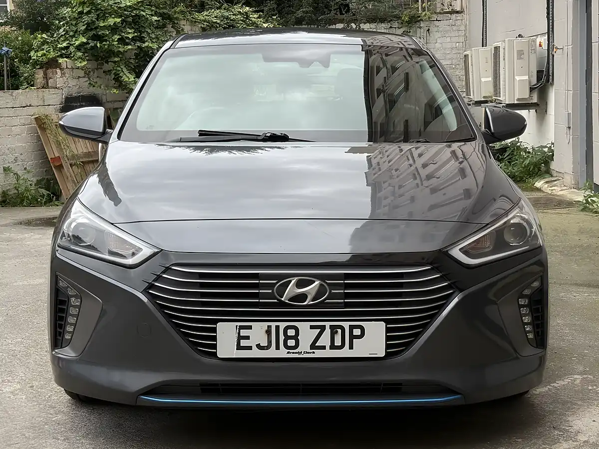 Used 2018 Hyundai Ioniq HEV Prem Grey - Interior and Exterior details 7