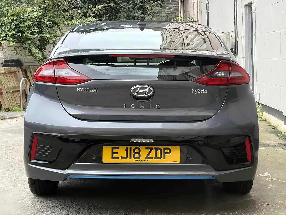 Used 2018 Hyundai Ioniq HEV Prem Grey - Interior and Exterior details 8