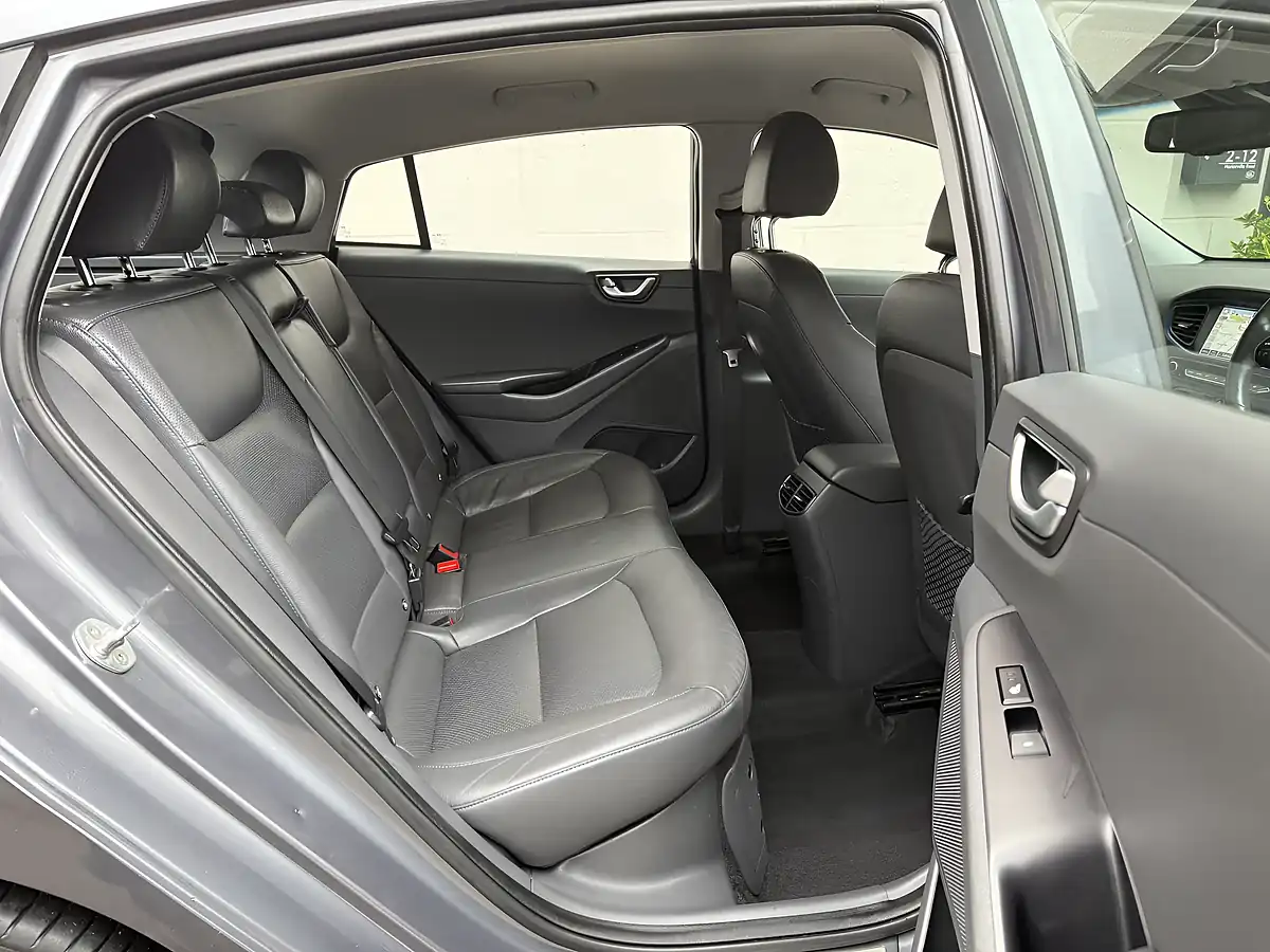 Used 2018 Hyundai Ioniq Premium Se Grey - Interior and Exterior details 11