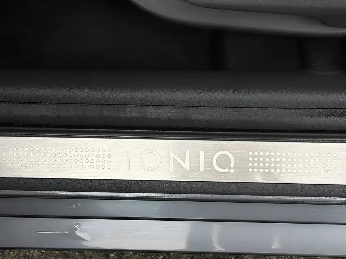 Used 2018 Hyundai Ioniq Premium Se Grey - Interior and Exterior details 18