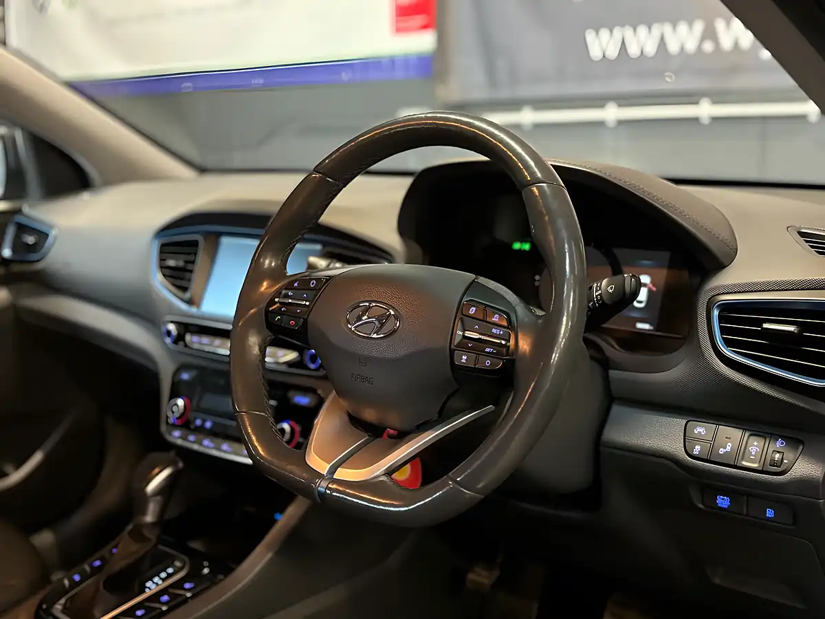 Used 2018 Hyundai Ioniq Premium Se Grey - Interior and Exterior details 9