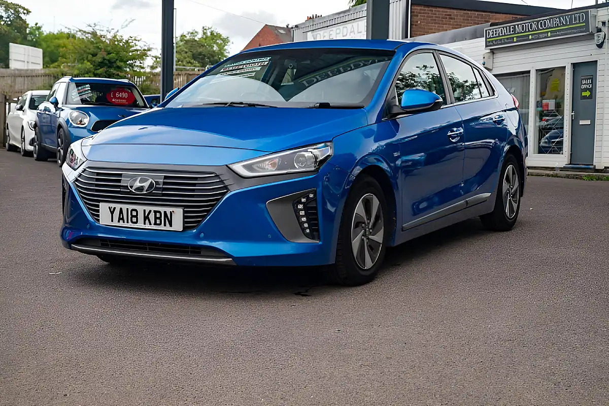 Used 2018 Hyundai Ioniq Premium Se Marina Blue - Interior and Exterior details 3