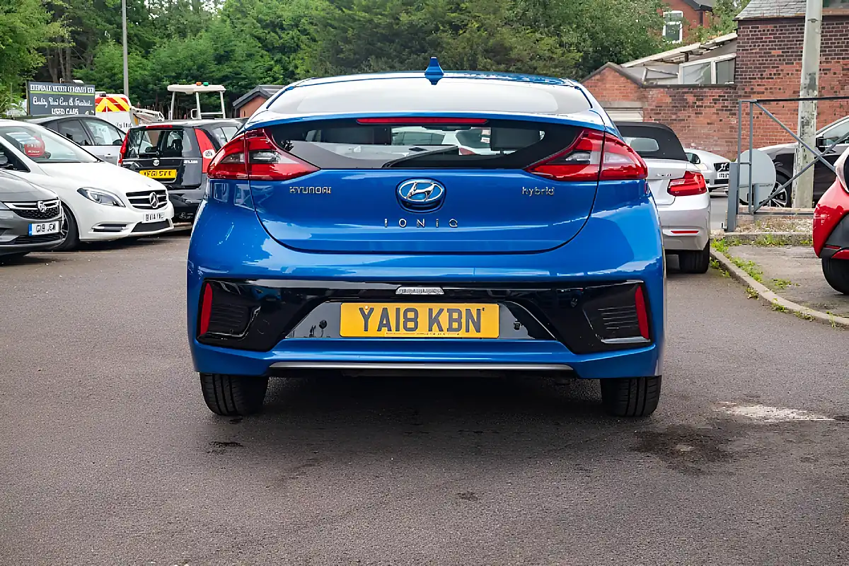 Used 2018 Hyundai Ioniq Premium Se Marina Blue - Interior and Exterior details 6