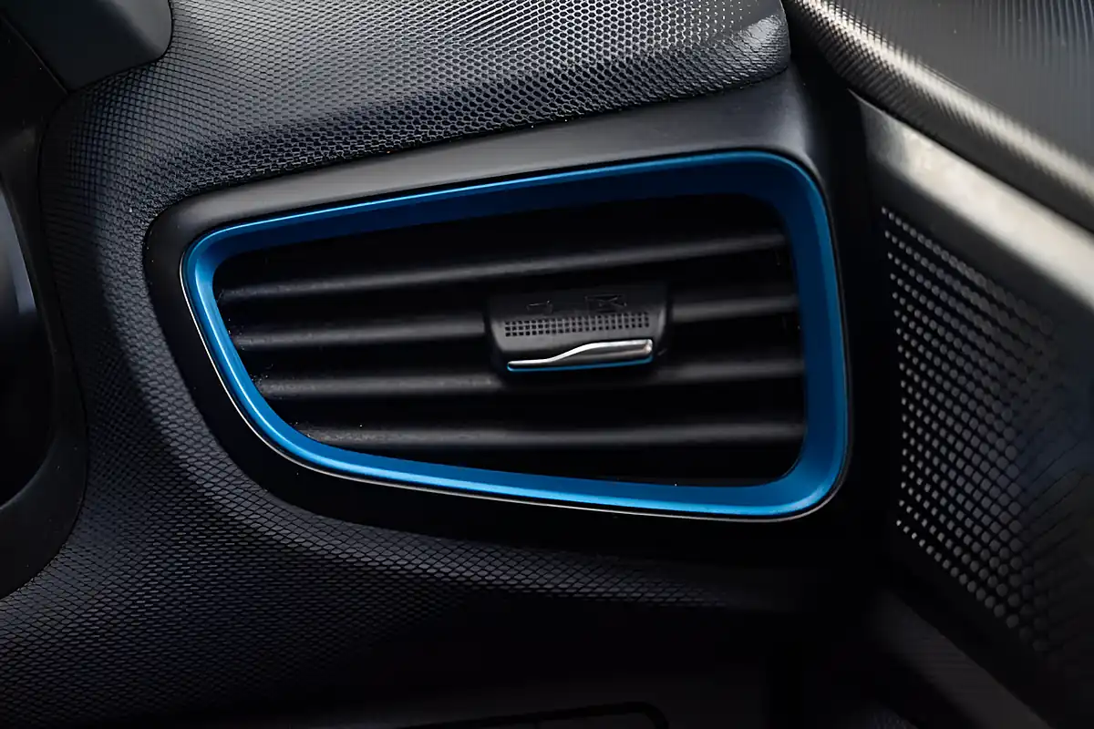 Used 2018 Hyundai Ioniq Premium Se Marina Blue - Interior and Exterior details 18