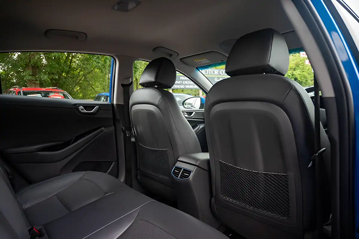 Used 2018 Hyundai Ioniq Premium Se Marina Blue - Interior and Exterior details 7