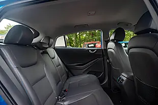 Used 2018 Hyundai Ioniq Premium Se Marina Blue - Interior and Exterior details 8