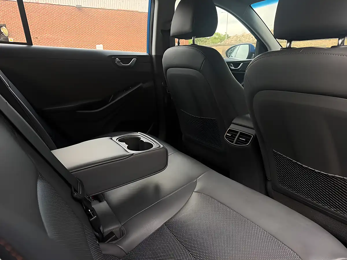 Used 2018 Hyundai Ioniq Premium Se Marina Blue - Interior and Exterior details 17