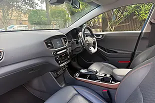 Used 2018 Hyundai Ioniq Premium Se Marina Blue - Interior and Exterior details 4