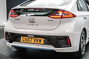 Used 2018 Hyundai Ioniq Premium Se White - Interior and Exterior details 12