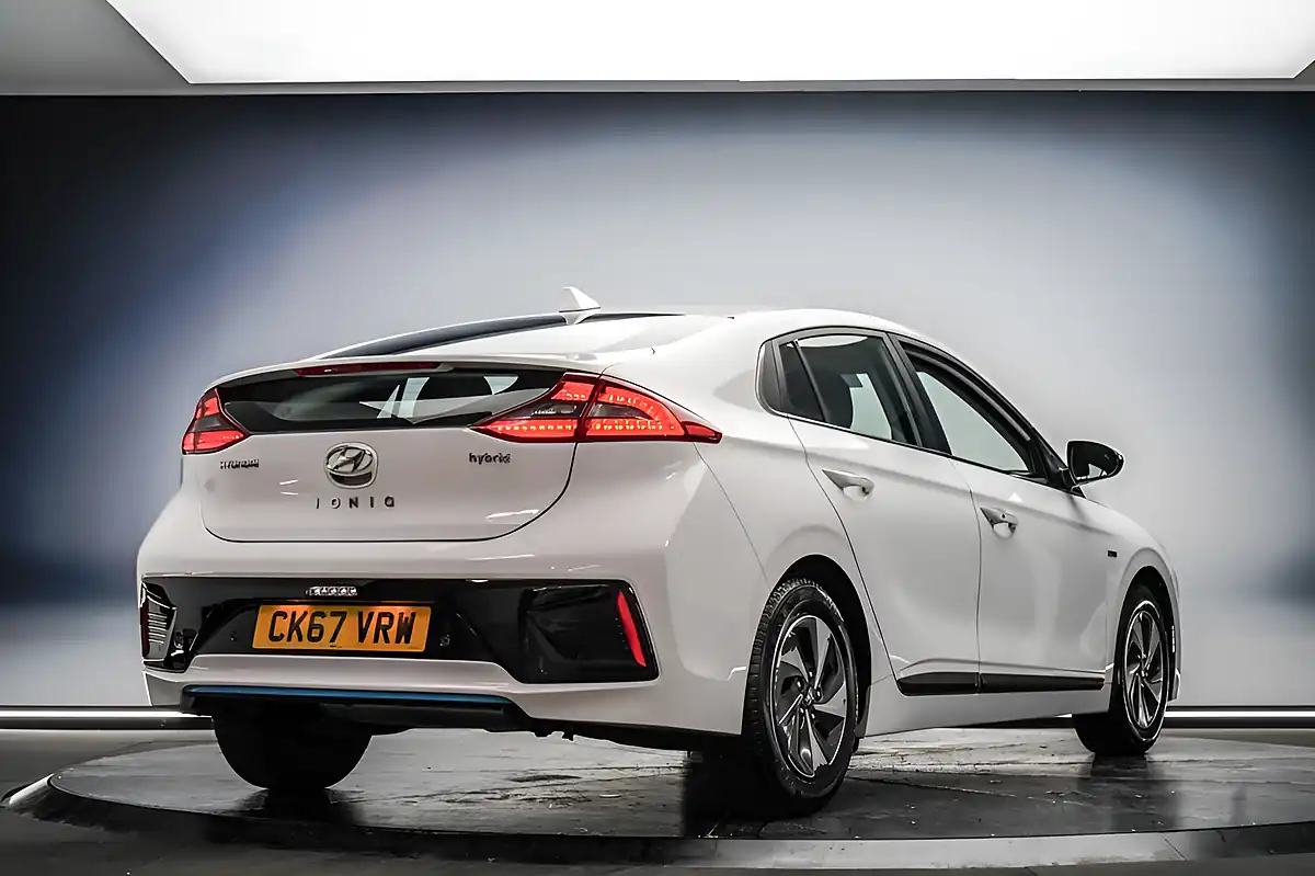 Used 2018 Hyundai Ioniq Premium Se White - Interior and Exterior details 3