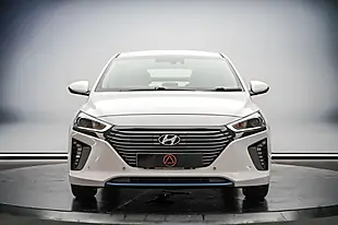 Used 2018 Hyundai Ioniq Premium Se White - Interior and Exterior details 7