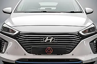 Used 2018 Hyundai Ioniq Premium Se White - Interior and Exterior details 8