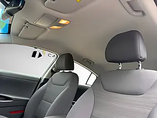 Used 2018 Hyundai Ioniq Premium White - Interior and Exterior details 14