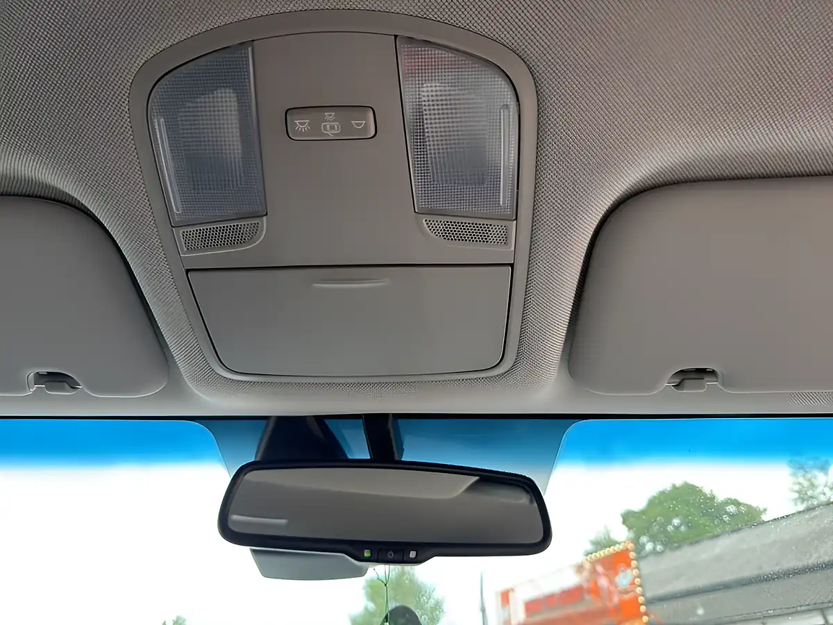 Used 2018 Hyundai Ioniq Premium White - Interior and Exterior details 19