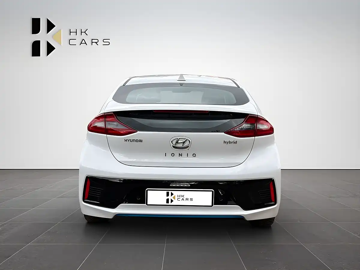 Used 2018 Hyundai Ioniq Premium White - Interior and Exterior details 5