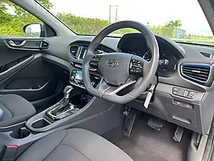 Used 2018 Hyundai Ioniq Se Grey - Interior and Exterior details 13