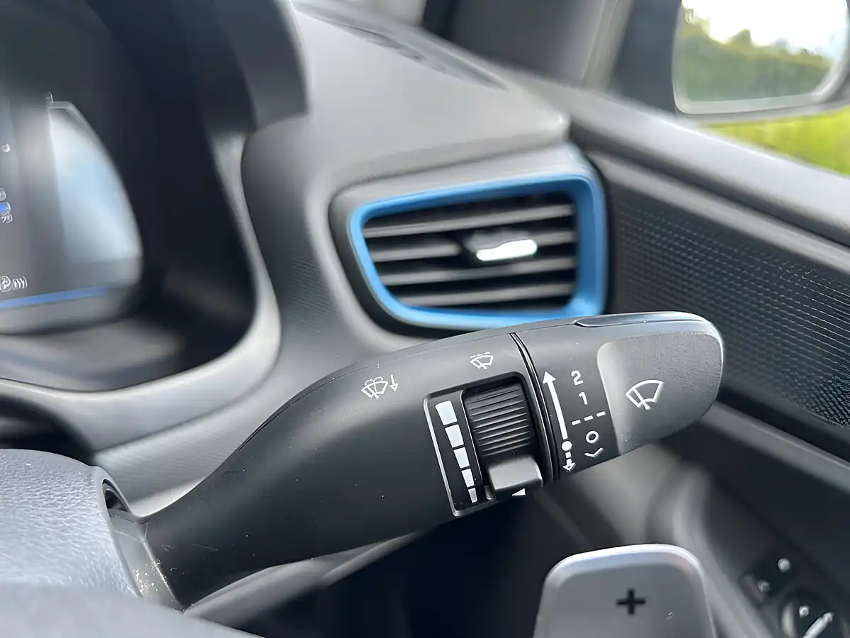 Used 2018 Hyundai Ioniq Se Grey - Interior and Exterior details 17