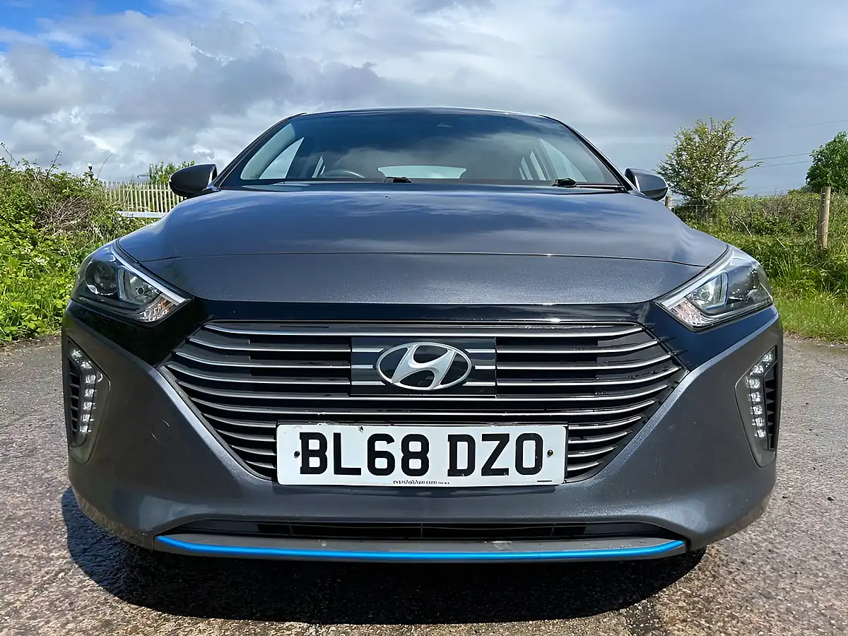 Used 2018 Hyundai Ioniq Se Grey - Interior and Exterior details 7