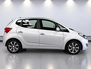 Used 2018 Hyundai Ix20 Se Nav Silver - Interior and Exterior details 2