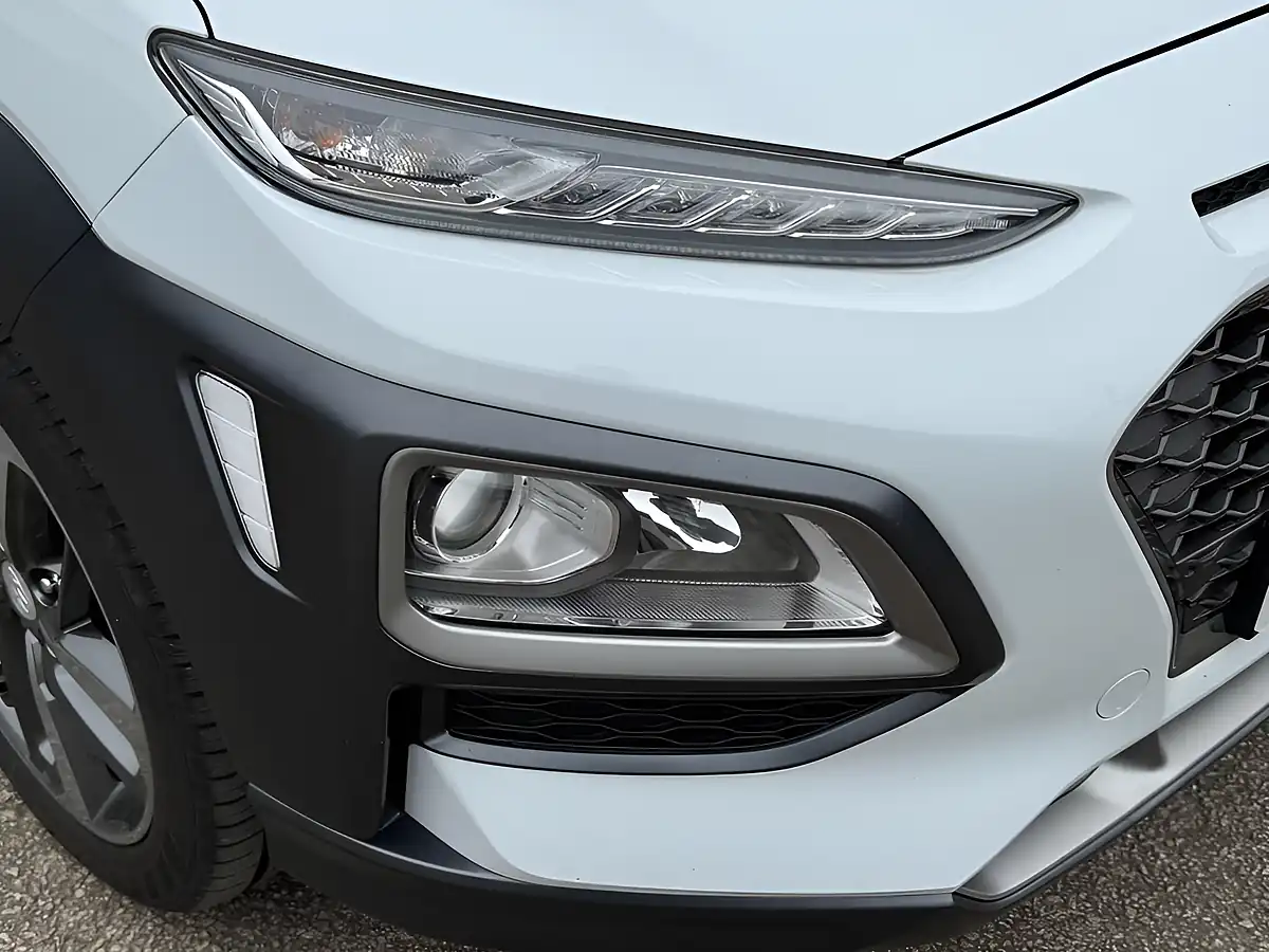 Used 2018 Hyundai Kona Blue Drive Premium Chalk White - Interior and Exterior details 11