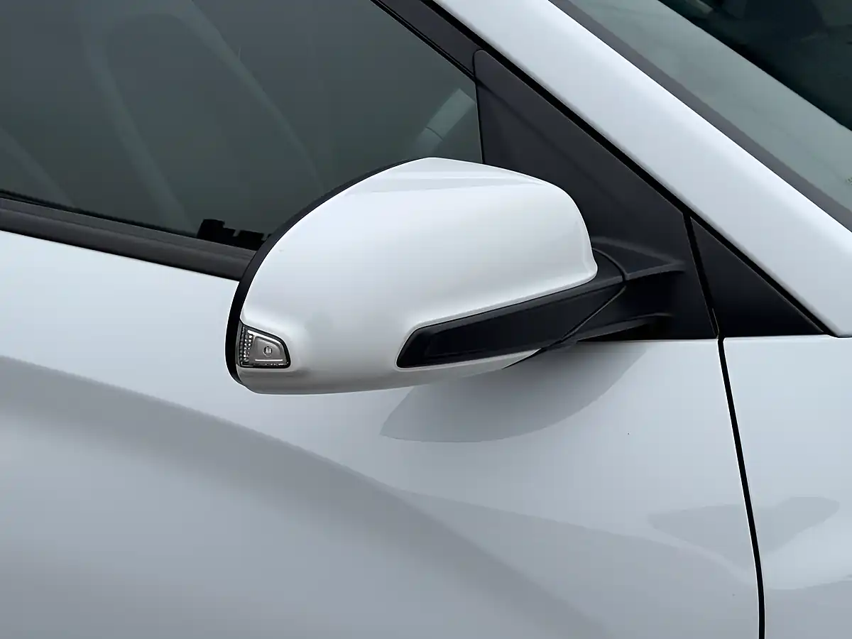 Used 2018 Hyundai Kona Blue Drive Premium Chalk White - Interior and Exterior details 14