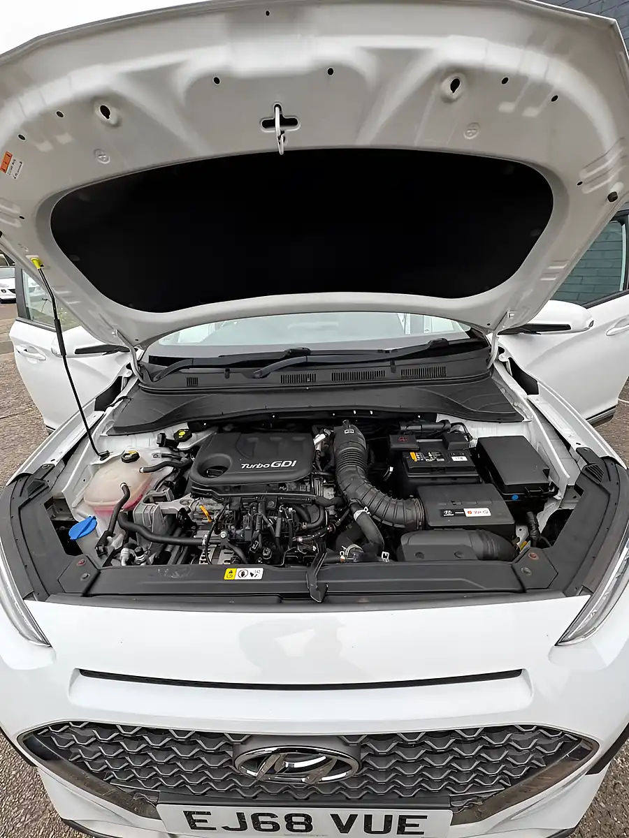 Used 2018 Hyundai Kona Blue Drive Premium Chalk White - Interior and Exterior details 3