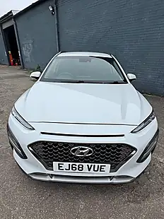 Used 2018 Hyundai Kona Blue Drive Premium Chalk White - Interior and Exterior details 8