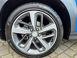 Used 2018 Hyundai Kona Premium Blue - Interior and Exterior details 13