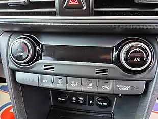 Used 2018 Hyundai Kona Premium Blue - Interior and Exterior details 18