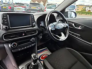 Used 2018 Hyundai Kona Premium Blue - Interior and Exterior details 19