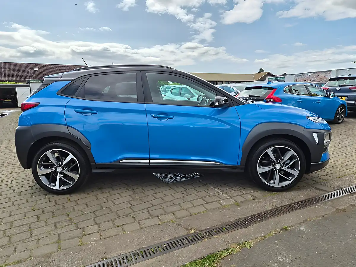 Used 2018 Hyundai Kona Premium Blue - Interior and Exterior details 20