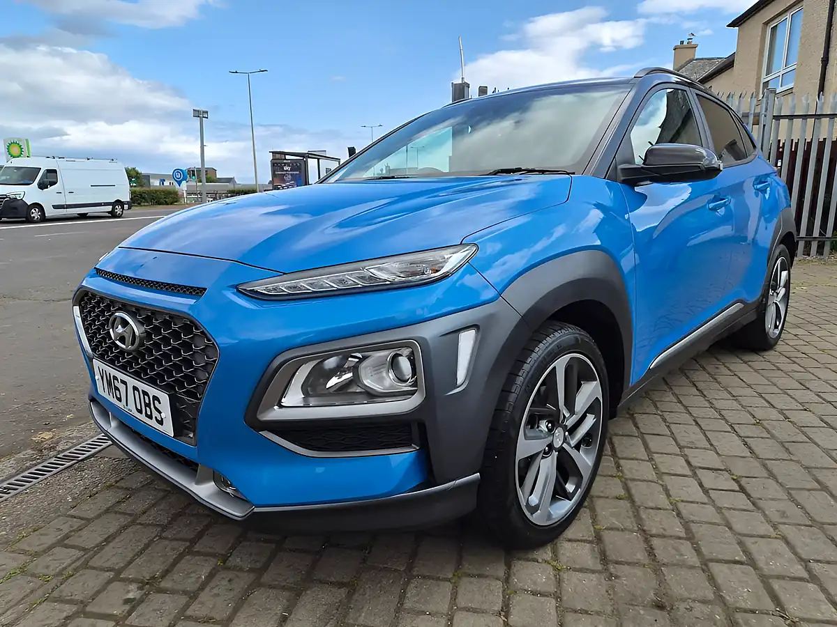 Used 2018 Hyundai Kona Premium Blue - Interior and Exterior details 3